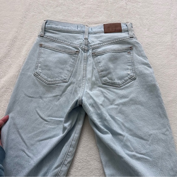 Madewell Petite Balloon Distressed Jeans in Baleberry Wash Size 25 Petite - Picture 9 of 12